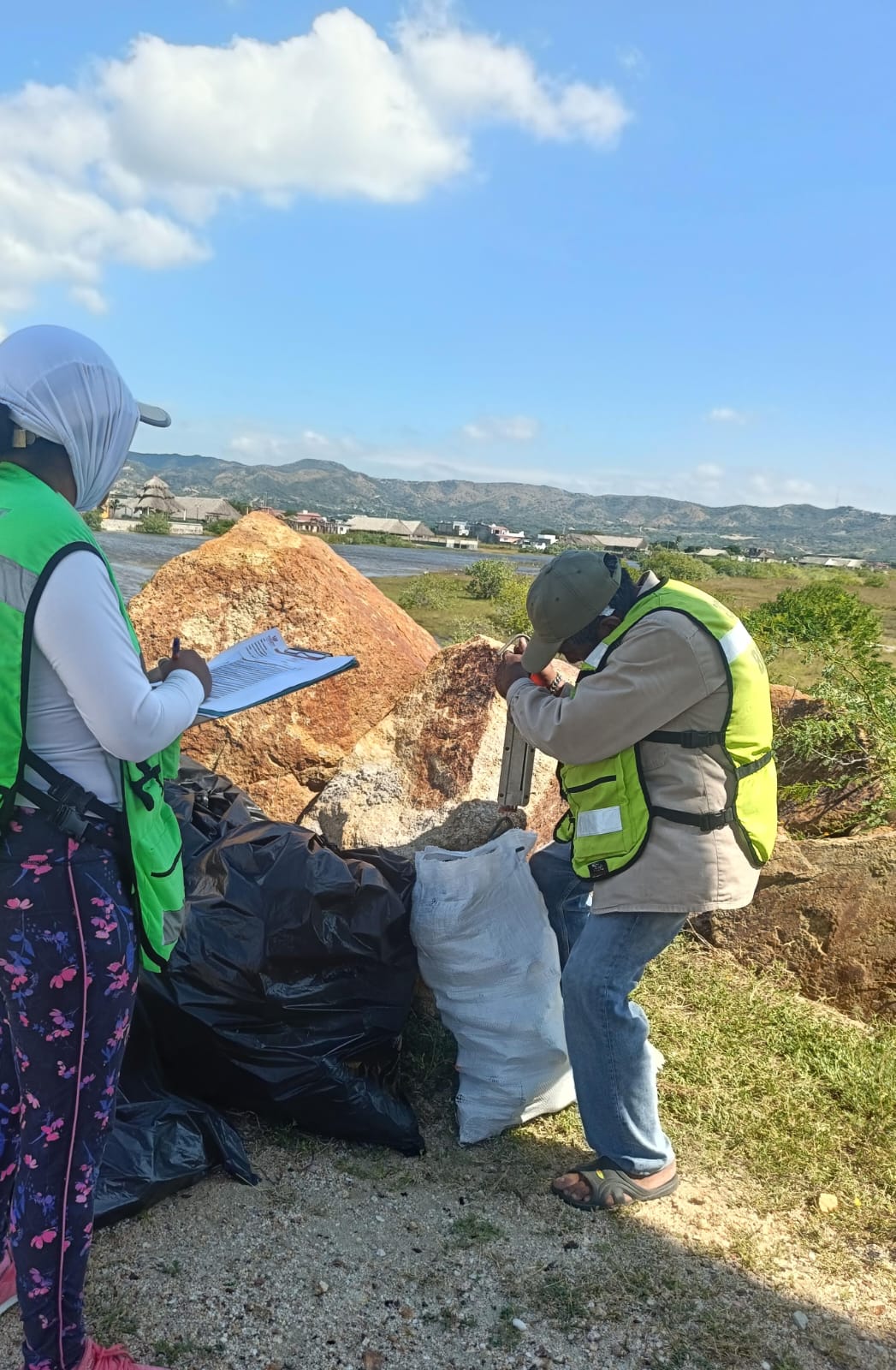 LIMPIEZA MENSUAL DE OCTUBRE 2025 EN PLAYA SALINAS DEL MARQUÉS, SALINA CRUZ OAXACA
