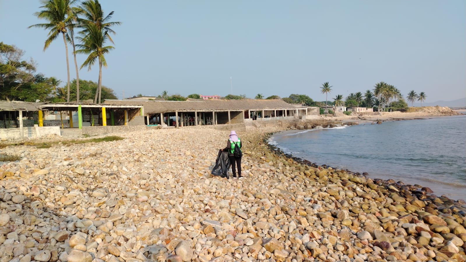 LIMPIEZA MENSUAL DE NOVIEMBRE 2025 EN COLABORACIÓN CON SEMAR EN BAHÍA LA VENTOSA, SALINA CRUZ, OAXACA