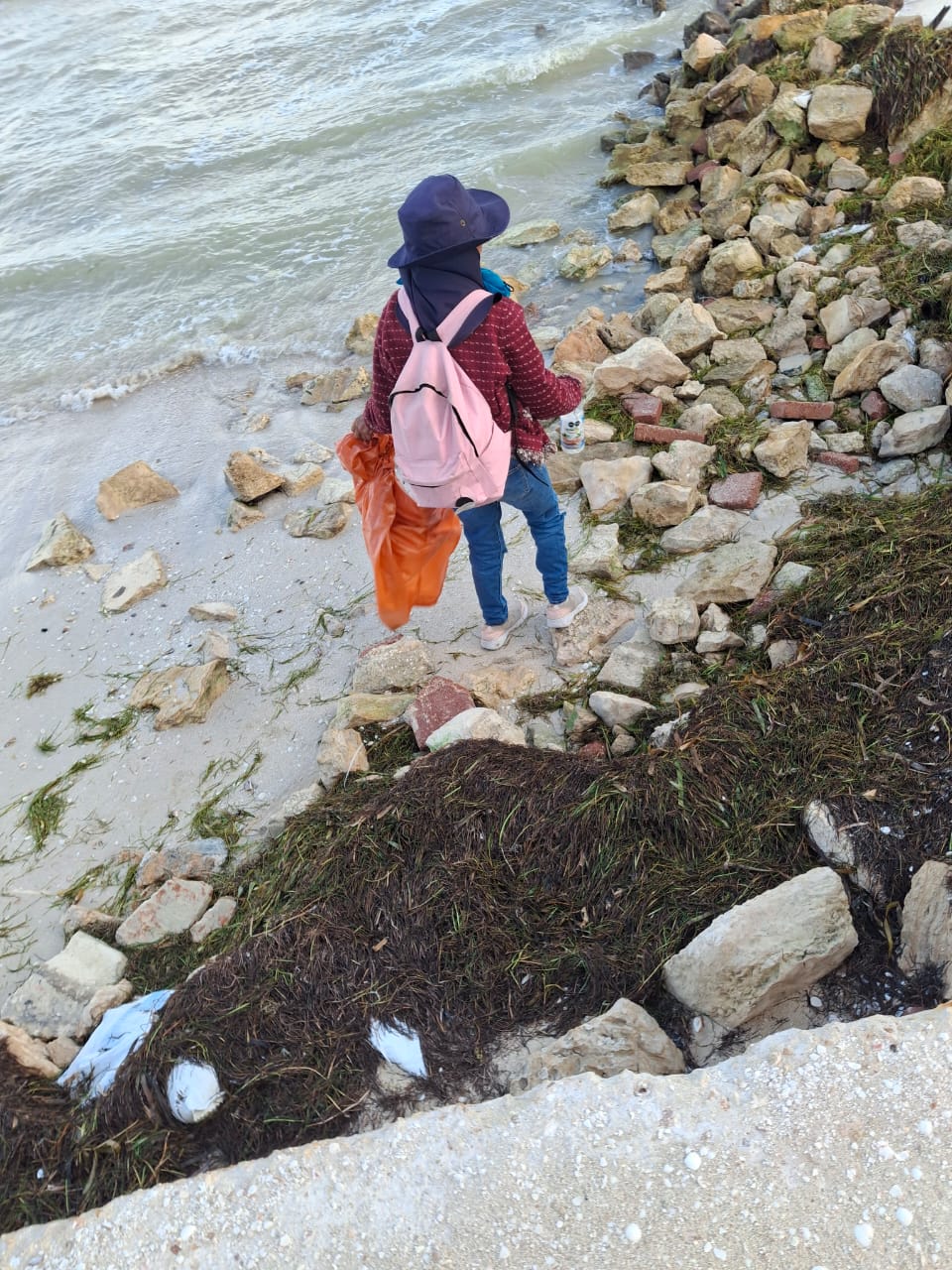 Jornada de Limpieza en Playa Malecón Tradicional